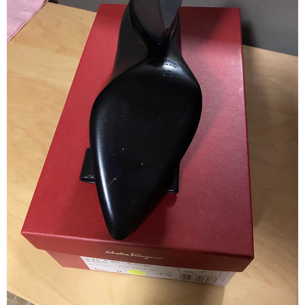 Brand new Salvatore Ferragamo Viva Heel - Picture 5 of 5